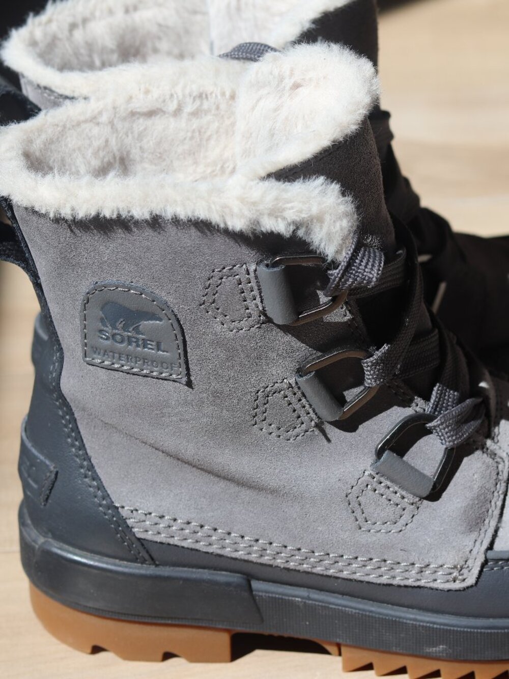 SOREL Explorer Waterproof Suede & Faux Fur Winter Boots Womans 7.5